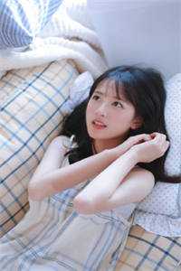 穿成万人迷假太监，美男们团宠我小说全集