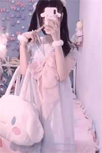 精品小说趁女兄弟憨憨，忽悠她给我当老婆
