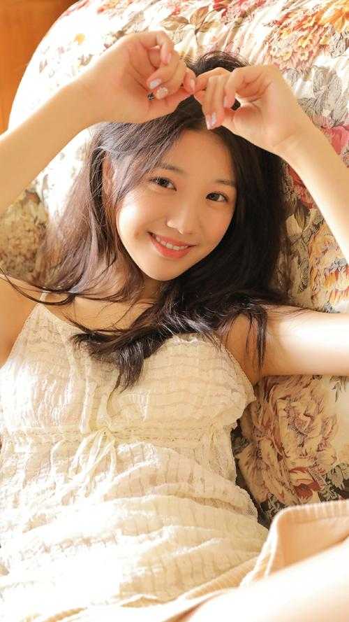 全文阅读扎着两条小辫的小女