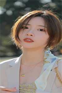 八零漂亮后妈，嫁个厂长养崽全集