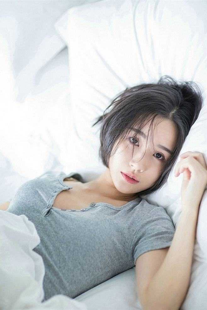 全章节重生五年前，她赶赴前世寒潭