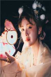 畅销小说被读心后，我这后妈成了豪门团宠