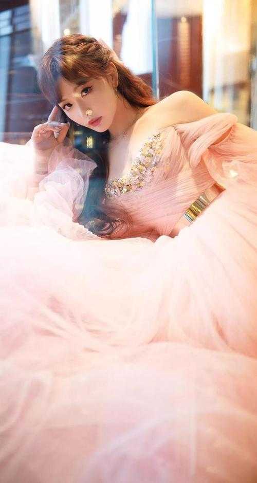 畅读全文版假婚真作