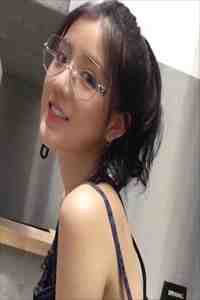 短篇小说七零小妻被撩！腹黑军官红眼失控