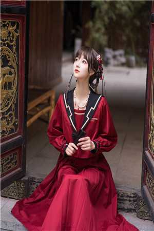 白蛇缠身，百鬼送嫁畅销书籍