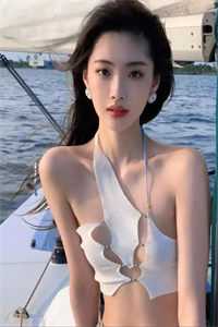 畅销小说全球游戏:开局十倍奖励