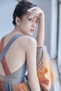 青楼女子要从良，侯爷首辅请靠边