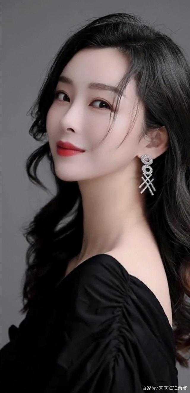 徐行顾卿卿的小说