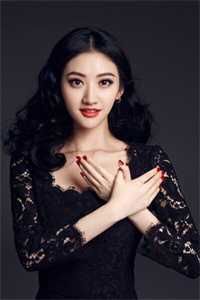 精品全篇穿书女频，大婚当日被女主杀死