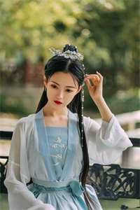 全文浏览荒岛求生，我一人带躺全场美女