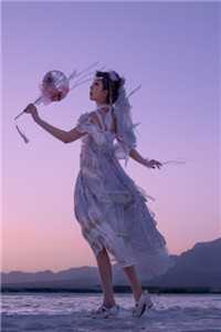 畅销巨著杀神下山：绝色女神师姐太宠我