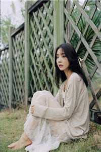 不当舔狗后，拜金女神跟我谈感情精品文