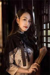 极品手握剧本后，在年代文里捡漏高质量小说